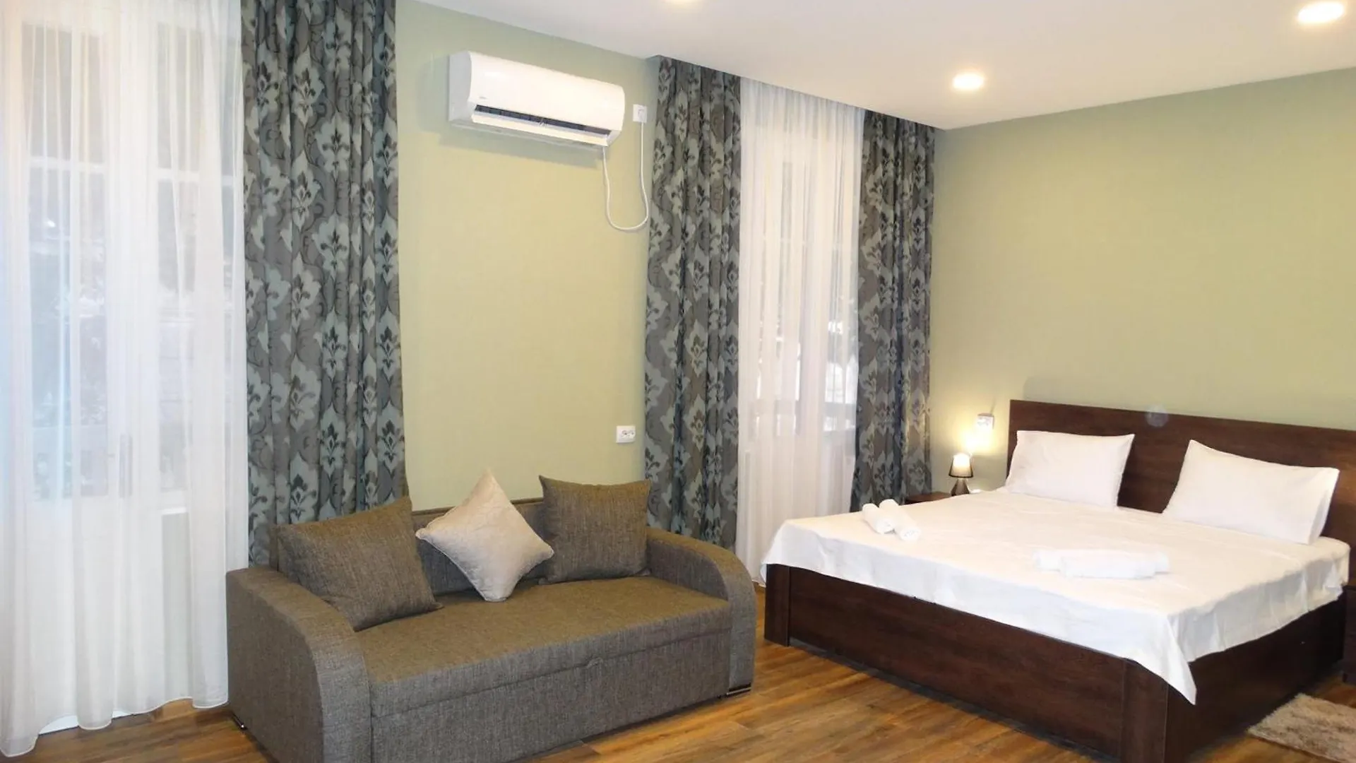 Iveria Hugo Hotels Tbilisi